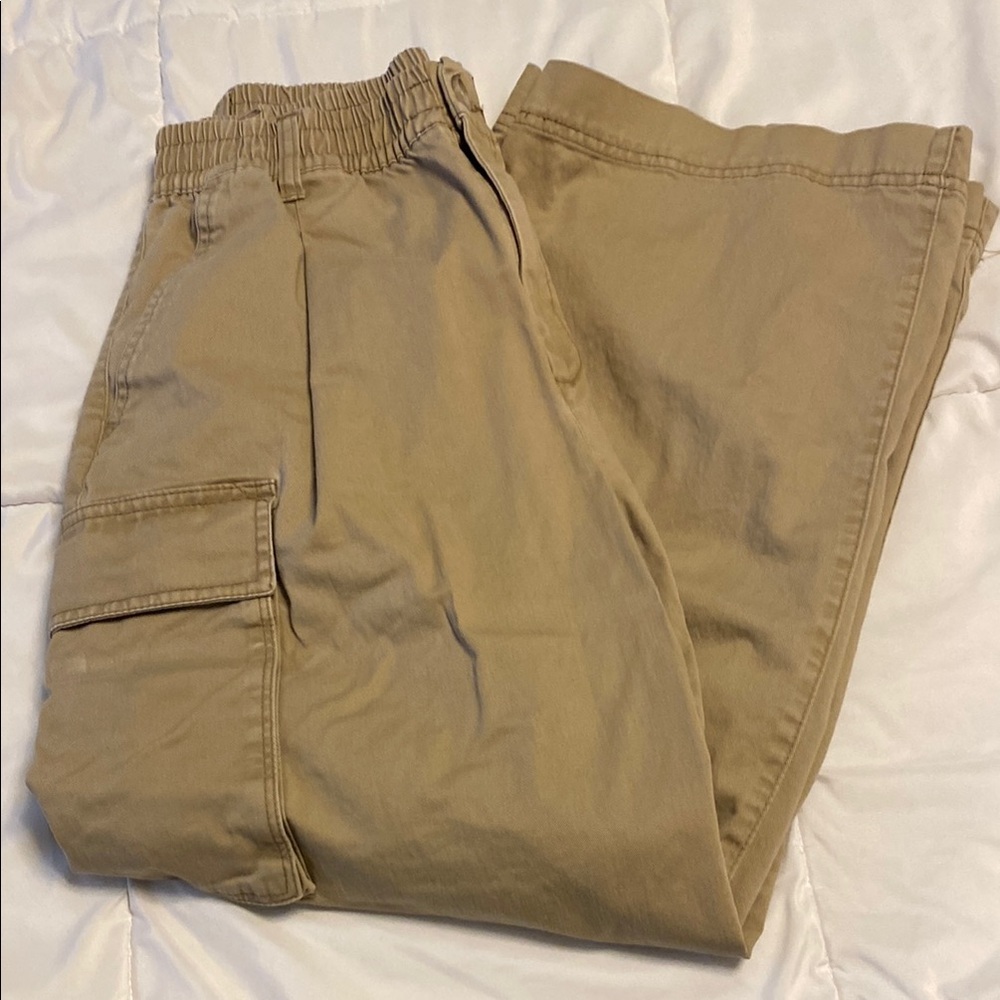Old Navy Tan Cargo Pants Straight Leg